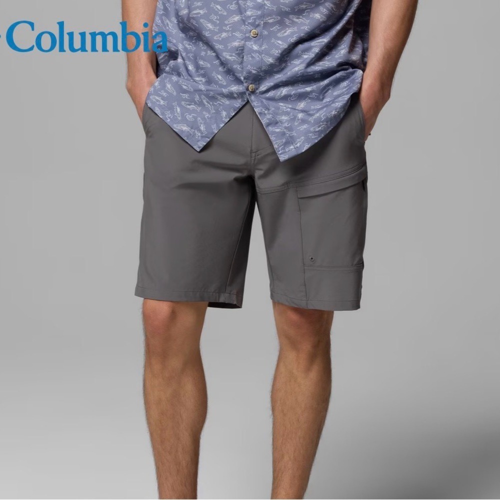Gorpcore Columbia Men's Charcoal fishing Shorts 36M excellent condition
